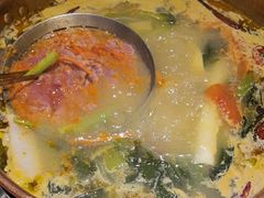 -洱火云南酸菜牛肉火锅(石景山当代商城店)