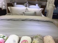 -燕莎友谊商城(亮马桥店)