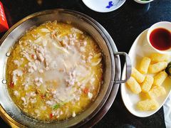 -老来福·非遗酸汤兔(凯旋路店)