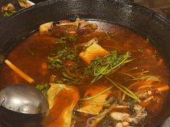 -鸿顺老铁锅美蛙鱼府(解放碑店)