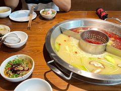 鸳鸯锅底-佬土鹅肠火锅(解放路店)