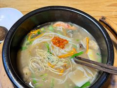 -勺子米线·云南传统小吃市集(四方街店)