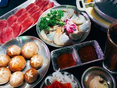 -哈哈碳都·牛肋条无限自助烤肉(宝龙店)