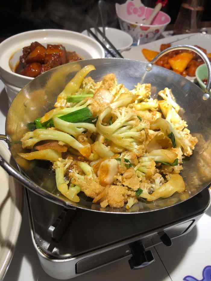 小菜园新徽菜(无锡融创茂店"2020年最后一天,来小菜园吃饭的,我想.