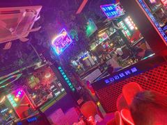 -路边边.炒菜烧烤.音乐餐厅(良乡长虹店)