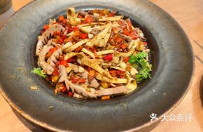 Spicy Pig's Kidney and Beef Tripe Stir-fry