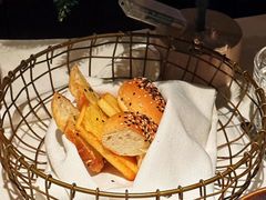 -Mogul Eatery·大亨餐酒馆