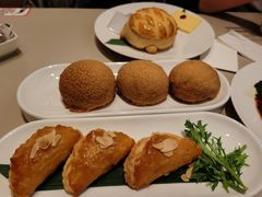 酥皮山楂叉烧包-蔡澜点心(三里屯T+MALL店)