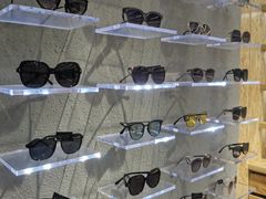 -Trend1881视光·蔡司视觉(领展广场店)