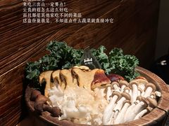 -三出山火锅(南京万象天地店)