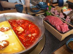 -湊湊火锅·茶憩(南京东路悦荟店)