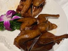 爆汁脆皮玻璃鸽-光明招待所(邦凯科技园店)