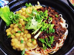 -耙豌豆重庆小面