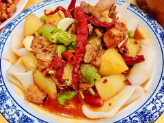 新疆大盘鸡-新疆巴州金丝特餐厅(大钟寺店)