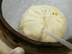 吸管蟹黄包-蒋家桥饺面店(四望亭路店)