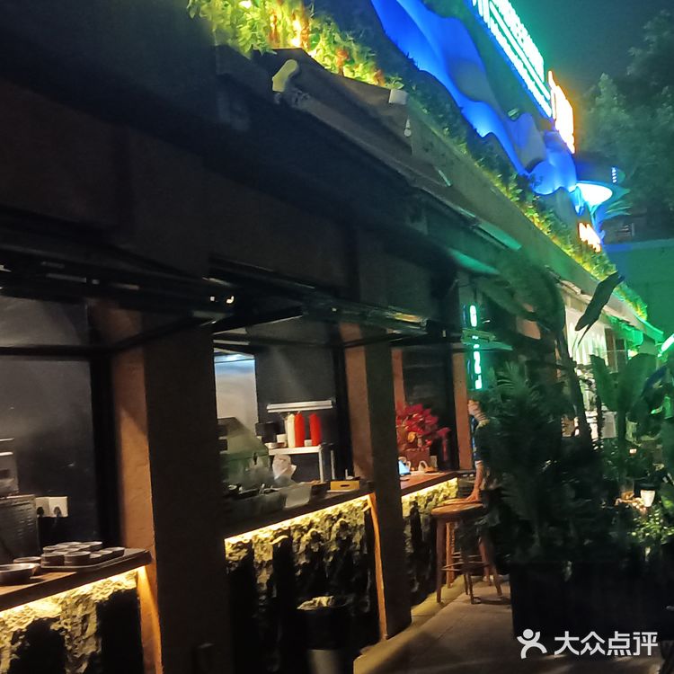 露营风的餐酒吧休闲放松好去处