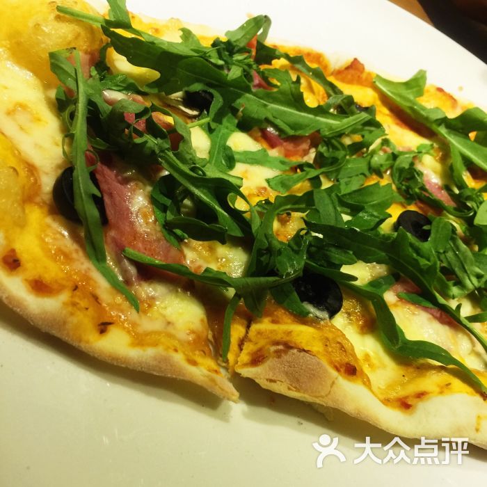 一人份芝麻菜披萨