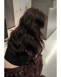 -变画·发型STUDIO