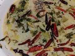 -江渔儿酸菜鱼·拔草餐厅(虎门君乐汇店)