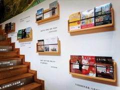 -猫的天空之城概念书店(杭州南宋御街店)