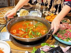 -亮欢寨酸汤鱼(沙冲路店)