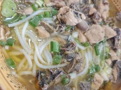 -正宗李家土鸡米线店