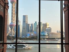 -白玉兰广场停车场