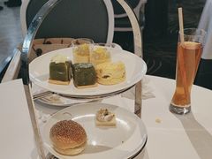 -广州塔卢特斯法国旋转餐厅