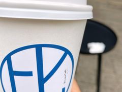 -Be Lived Cafe比例咖啡(摩天轮店)