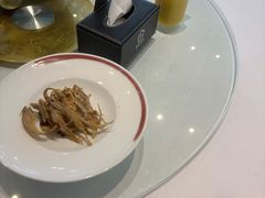 -梅花香里大酒店(郁金香路店)