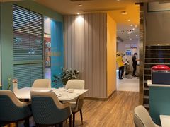 -美奈小馆·越南料理(中航城君尚购物中心店)