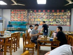 -兆辉木炭海鲜烧烤·海鲜小炒