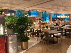 -咖啡苑自助餐厅·中国大饭店