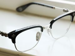 -目艮眼镜SHOWROOM(品牌集合店)