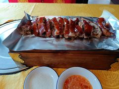 -东方之猪四更烤乳猪(金垦总店)