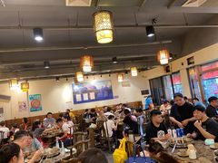 大堂-肖肖酸萝卜鱼火锅(总店)