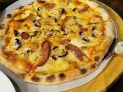 德式肉肠蘑菇披萨-G+KITCHEN(龙湖狮山天街店)