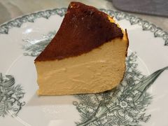 招牌巴斯克黑芝士蛋糕-艾雷牛排馆 LA.Prime Steakhouse