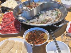 -大众跷脚牛肉馆·非遗传承单位(峨眉山店)