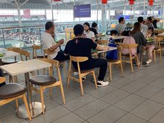 用餐区-大唐腾记腊汁肉夹馍(西安北站店)