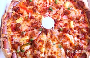 Pineapple Chicken Pizza