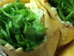 培根菌菇鸡蛋番茄卷-星巴克(无锡百联奥特莱斯店)