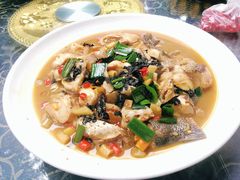 红烧鱼块-国生茶庄·地道农家菜团建活动