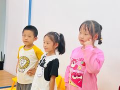 -蓝话筒·少儿成人演讲口才·主持朗诵·戏剧表演(大华第一坊店)