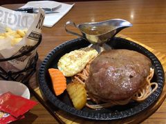 -许榴香西餐厅(台东步行街店)