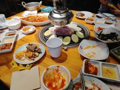 -唯成•韩国炭火烤肉 유성고기