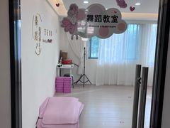 -芳菲舞蹈(杨莲路店)