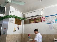 -阿德林小笼(北九峰小区店)