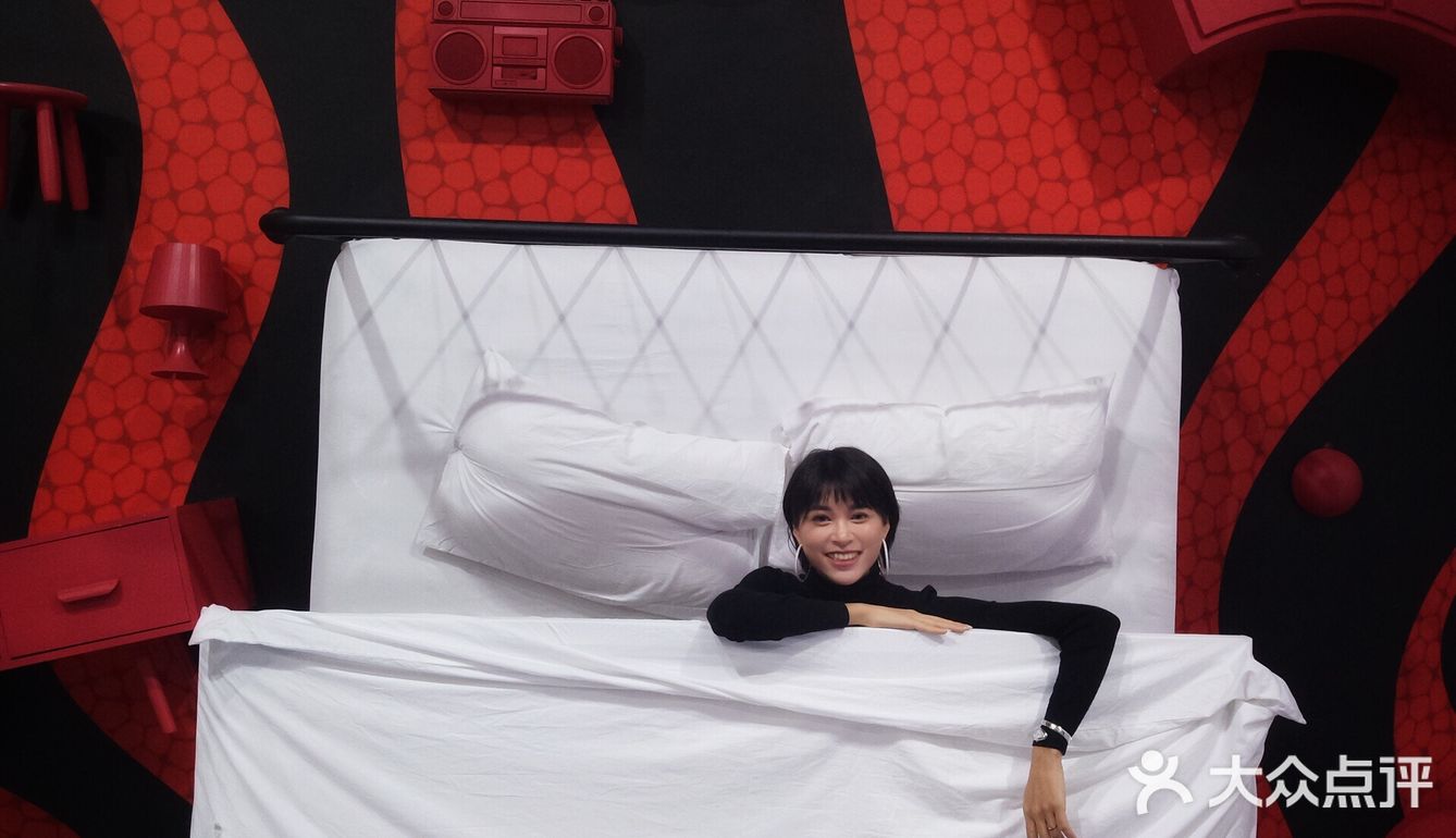 广州最值得去的展 | 浸入式艺术展·「拾自路口」