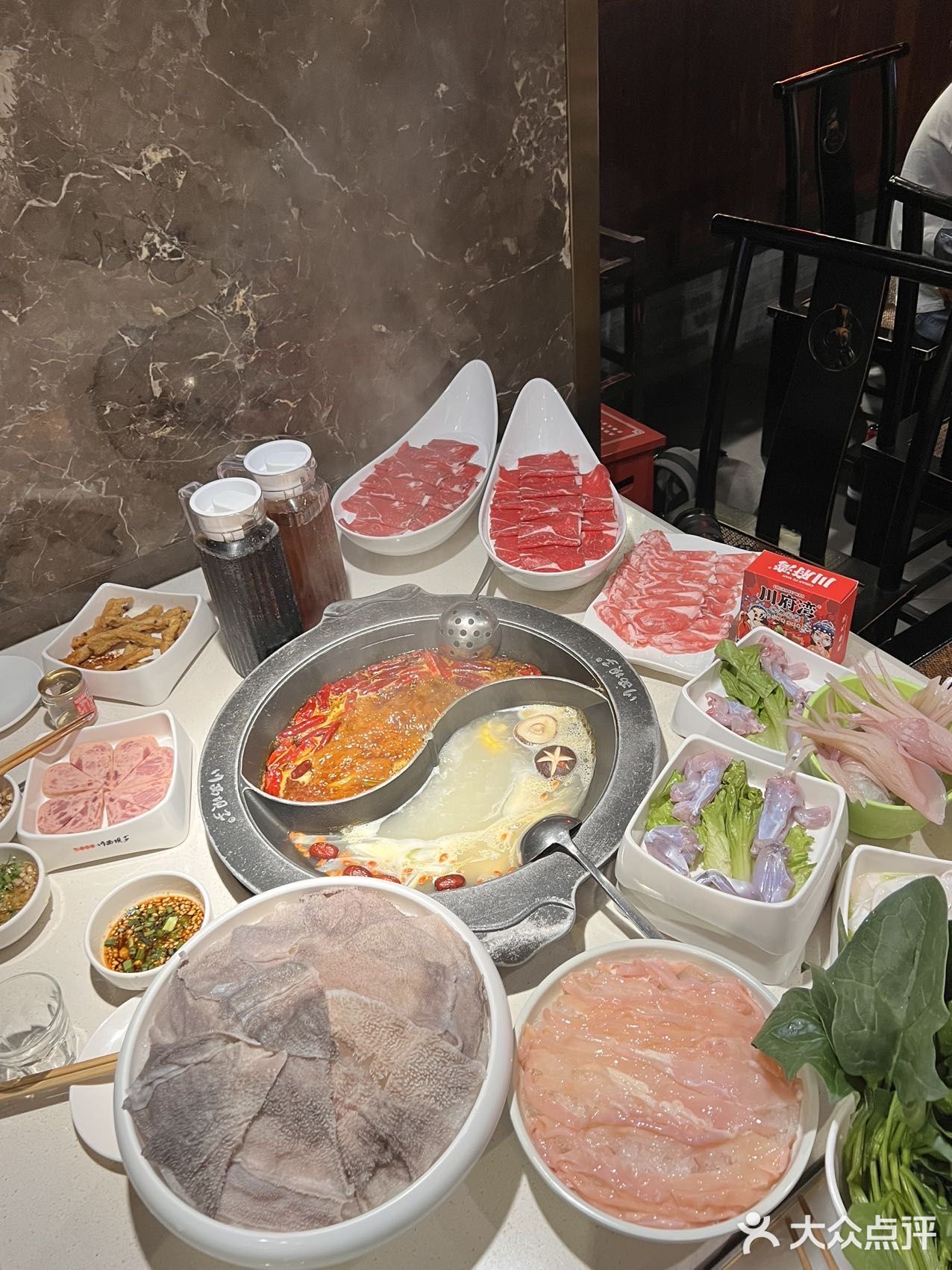 同事说南山有家开了5年的成都老火锅 作为无辣不欢的达人
